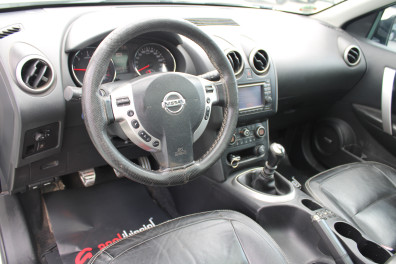 Nissan Qashqai 1.5DCİ PLATİNUM  2010 Model Düz Vites