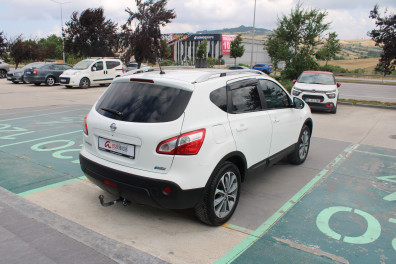 Nissan Qashqai 1.5DCİ PLATİNUM  2010 Model Düz Vites