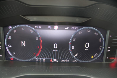 Skoda Karoq  1.5TSİ PRESTİGE 2025 Model Otomatik Vites