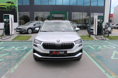 Skoda Karoq  1.5TSİ PRESTİGE 2025 Model Otomatik Vites