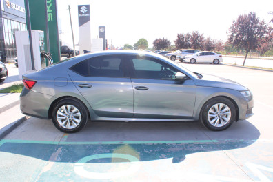 Skoda Octavia 1.5 MHEV ELİTE  2025 Model Otomatik Vites