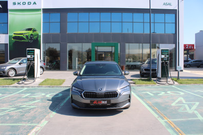 Skoda Octavia 1.5 MHEV ELİTE  2025 Model Otomatik Vites