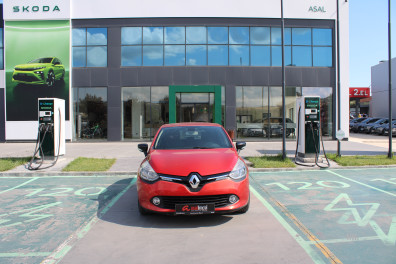 Renault Clio 0.9TCE İCON 2014 Model Düz Vites