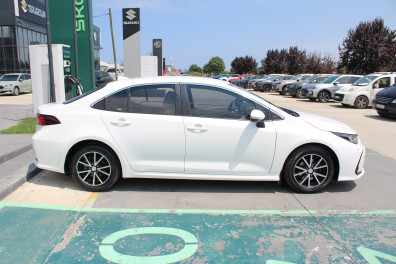 Toyota Corolla 1.5 VİSİON  2021 Model Otomatik Vites