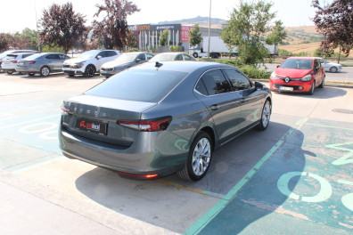 Skoda Superb 1.5MHEV PRESTİGE 2025 Model Otomatik Vites