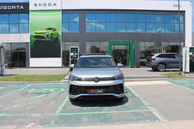 Volkswagen Tiguan 1.5E-TSİ R LİNE  2025 Model Otomatik Vites