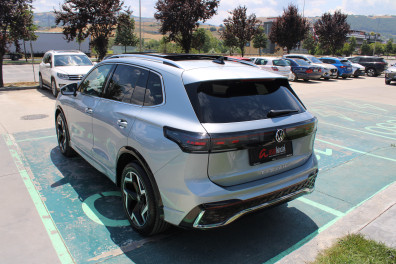 Volkswagen Tiguan 1.5E-TSİ R LİNE  2025 Model Otomatik Vites