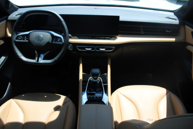 MG HS 1.5T-GDİ LUXURY  2024 Model Otomatik Vites
