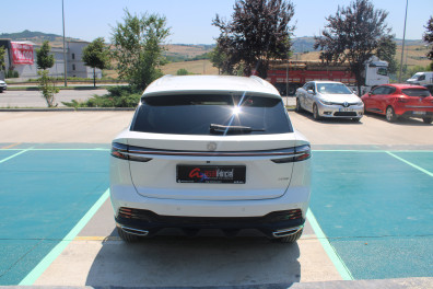 MG HS 1.5T-GDİ LUXURY  2024 Model Otomatik Vites