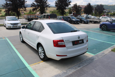 Skoda Octavia 1.0 TSI STYLE  2017 Model Otomatik Vites