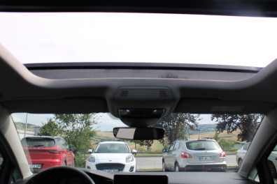 Volkswagen Golf 1.5 e-TSİ STYLE AT 2025 Model Otomatik Vites
