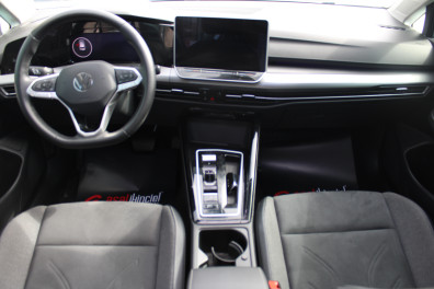 Volkswagen Golf 1.5 e-TSİ STYLE AT 2025 Model Otomatik Vites