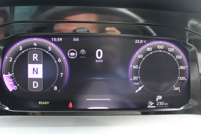 Volkswagen Golf 1.5 e-TSİ STYLE AT 2025 Model Otomatik Vites