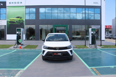 Opel Crossland 1.2T ESSENTİAL AT 2022 Model Otomatik Vites