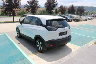 Opel Crossland 1.2T ESSENTİAL AT 2022 Model Otomatik Vites