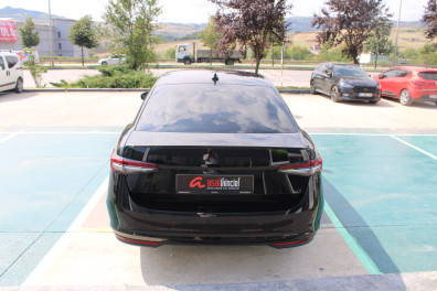 Skoda Superb 1.5 PLUG İN HYBRİD AT 2025 Model Otomatik Vites