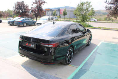 Skoda Superb 1.5 PLUG İN HYBRİD AT 2025 Model Otomatik Vites