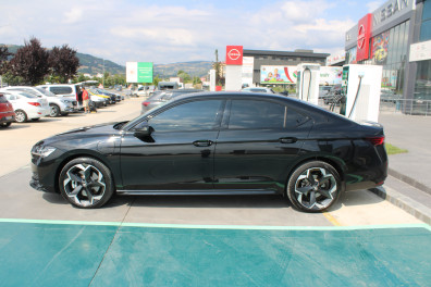 Skoda Superb 1.5 PLUG İN HYBRİD AT 2025 Model Otomatik Vites