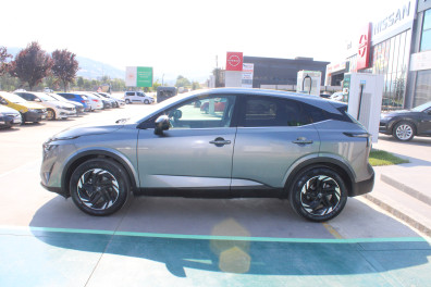 Nissan Qashqai 1.3DIG-T 4X4 SKYPACK 2025 Model Otomatik Vites