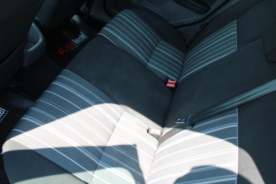 Ford  Focus 1.6İ COMFORT AT 2011 Model Otomatik Vites