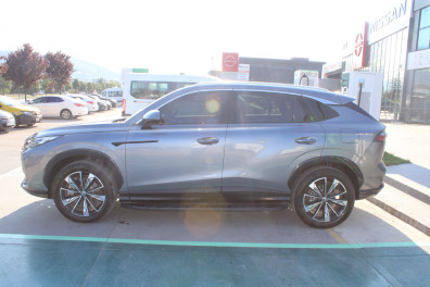 MG HS 1.5 PLUG İN HYBRİD LUXURY AT 2024 Model Otomatik Vites