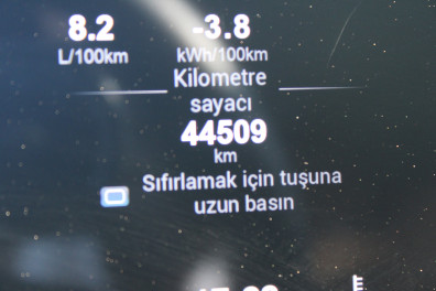 MG HS 1.5 PLUG İN HYBRİD LUXURY AT 2024 Model Otomatik Vites