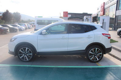 Nissan Qashqai 1.6 DCİ BLACK EDİTİON AT 2016 Model Otomatik Vites