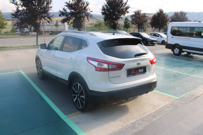 Nissan Qashqai 1.6 DCİ BLACK EDİTİON AT 2016 Model Otomatik Vites