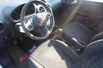 Opel Corsa 1.3 CDTi ESSENTİA MT 2014 Model Düz Vites