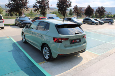 Skoda Fabia 1.0 TSİ PREMIUM AT 2025 Model Otomatik Vites