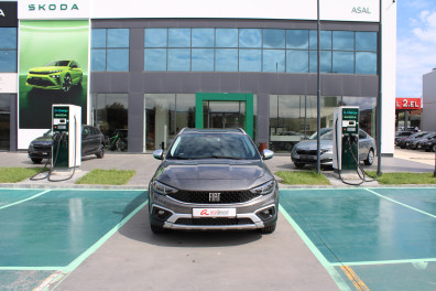 Fiat Egea  CROSS 1.6MJET WAGON LOUNGE 2022 Model Otomatik Vites