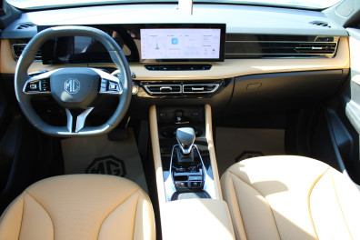 MG HS 1.5T-GDİ LUXURY  2025 Model Otomatik Vites