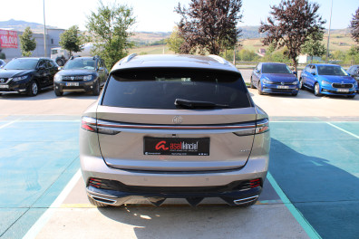 MG HS 1.5T-GDİ LUXURY  2025 Model Otomatik Vites