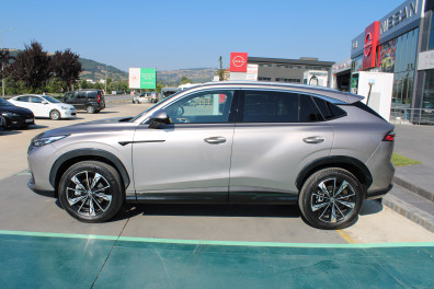MG HS 1.5T-GDİ LUXURY  2025 Model Otomatik Vites
