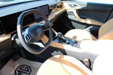 MG HS 1.5T-GDİ LUXURY  2025 Model Otomatik Vites