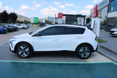 Hyundai Bayon  1.4 STYLE SUNROOF  2022 Model Otomatik Vites