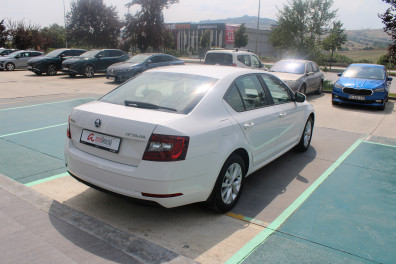 Skoda Octavia 1.0 TSİ STYLE 2017 Model Otomatik Vites