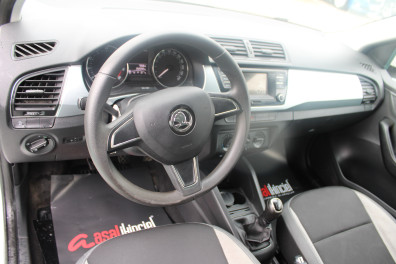 Skoda Fabia 1.0 AMBİTİON 2015 Model Düz Vites