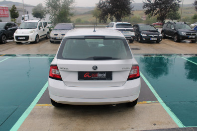 Skoda Fabia 1.0 AMBİTİON 2015 Model Düz Vites