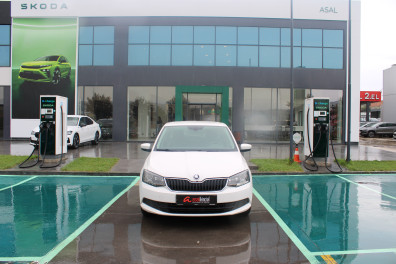 Skoda Fabia 1.0 AMBİTİON 2015 Model Düz Vites