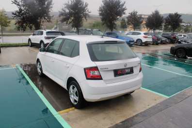 Skoda Fabia 1.0 AMBİTİON 2015 Model Düz Vites
