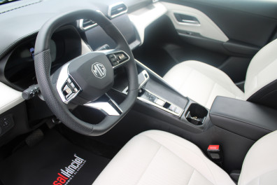 MG ZS 1.5 HYBRİD+ LUXURY 2025 Model Otomatik Vites