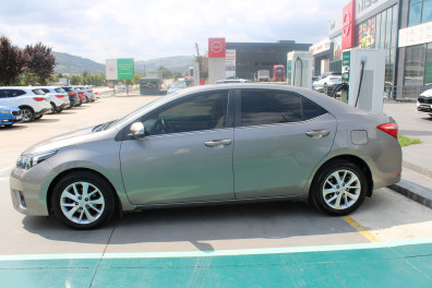 Toyota Corolla  1.6 LPG ADVANCE  2013 Model Otomatik Vites