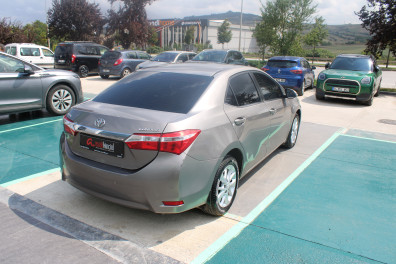 Toyota Corolla  1.6 LPG ADVANCE  2013 Model Otomatik Vites