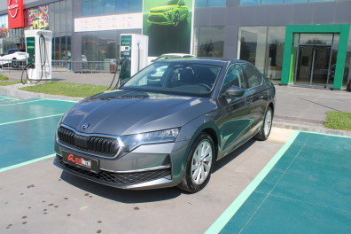 Skoda Octavia 1.5MHEV PREMİUM 2026 Model Otomatik Vites