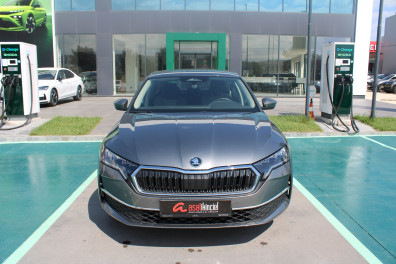 Skoda Octavia 1.5MHEV PREMİUM 2026 Model Otomatik Vites
