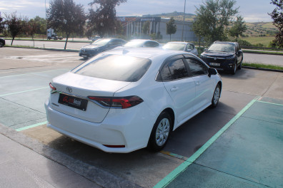 Toyota Corolla 1.5 VİSİON  2022 Model Düz Vites