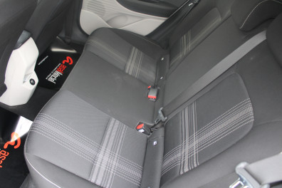 Hyundai i20  1.4MPİ STYLE 2021 Model Otomatik Vites