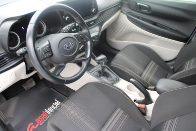 Hyundai i20  1.4MPİ STYLE 2021 Model Otomatik Vites