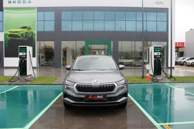 Skoda Karoq 1.5TSİ PREMİUM 2025 Model Otomatik Vites